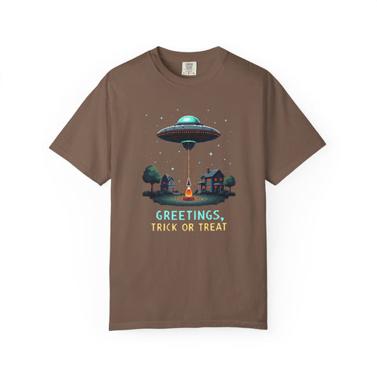 Halloween Alien Greetings T-Shirt, Unisex T-Shirt, Funny Halloween Tee, Trick or Treat Shirt, Spooky Season Apparel, Gift for [...]