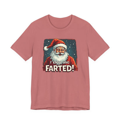 Funny Christmas T-Shirt – Vintage Santa "I Know Who Farted!" Holiday Tee