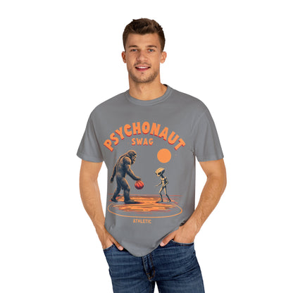Alien vs Bigfoot, Psychonaut Swag Unisex T-Shirt, Funny Graphic Tee, Unique Gift for Gamers, Outdoor Lovers, Birthday, Casual Wear - Psychonaut Swag