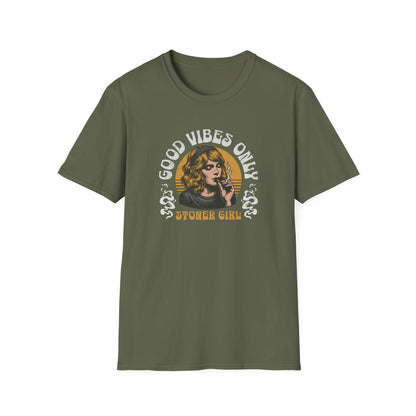 Stoner girl, Unisex Softstyle T-Shirt