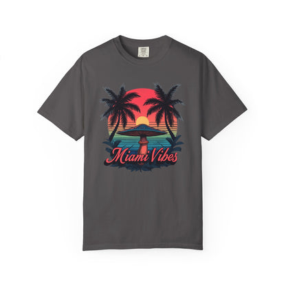 Miami Vibes, T-Shirt with Tropical Vibes Design, Summer Apparel, Beachwear, Gift for Vacation Lovers, Relaxed Style - Psychonaut Swag