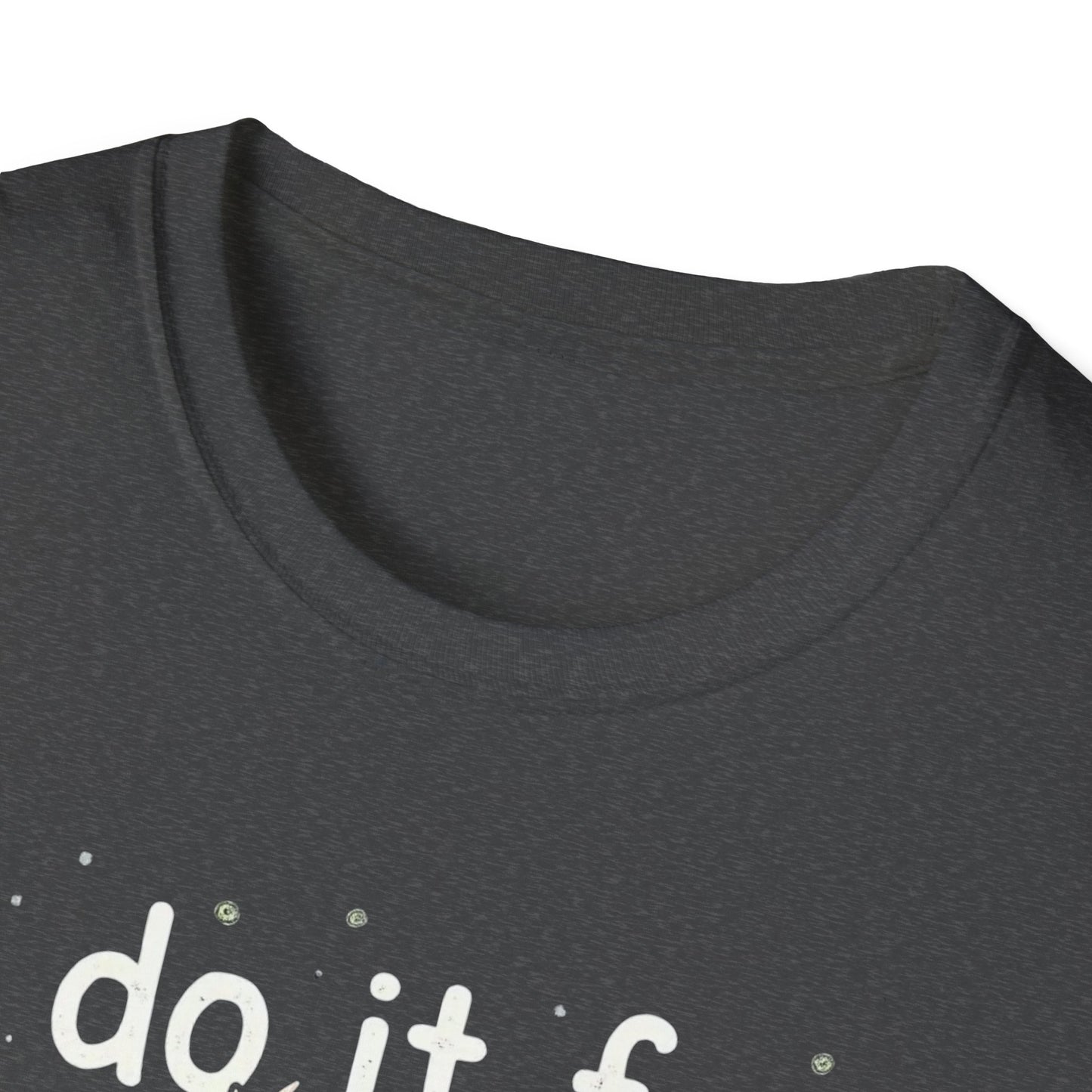 I Do It For Doe Reindeer T-Shirt — Funny Christmas Holiday Tee