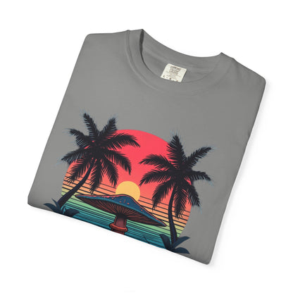 Miami Vibes, T-Shirt with Tropical Vibes Design, Summer Apparel, Beachwear, Gift for Vacation Lovers, Relaxed Style - Psychonaut Swag
