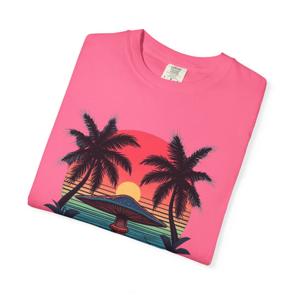 Miami Vibes, T-Shirt with Tropical Vibes Design, Summer Apparel, Beachwear, Gift for Vacation Lovers, Relaxed Style