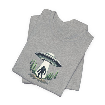 Squatch Sighting T-Shirt – Sasquatch UFO Abduction Graphic Tee