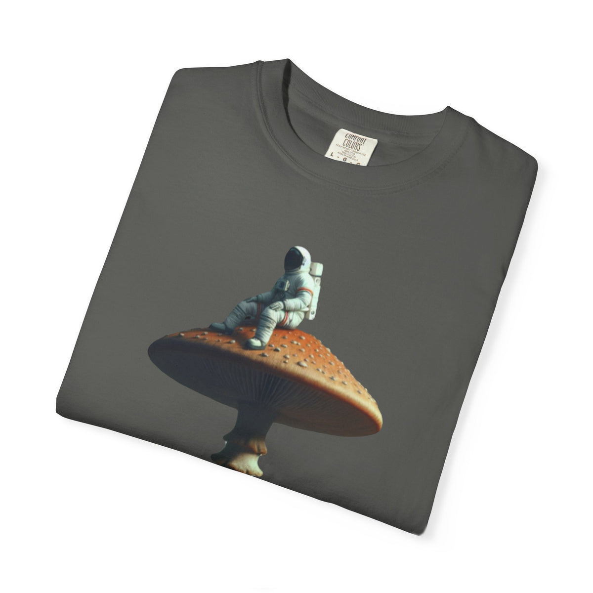Astronaut on Mushroom, T-Shirt Psychedelic Explorer Unisex Faded Shirt