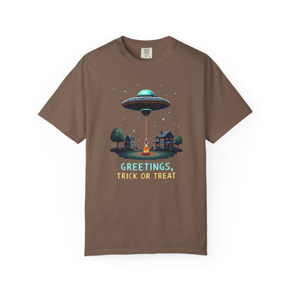 Halloween Alien Greetings T-Shirt, Unisex T-Shirt, Funny Halloween Tee, Trick or Treat Shirt, Spooky Season Apparel, Gift for [...]