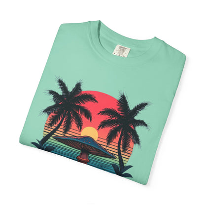 Miami Vibes, T-Shirt with Tropical Vibes Design, Summer Apparel, Beachwear, Gift for Vacation Lovers, Relaxed Style - Psychonaut Swag