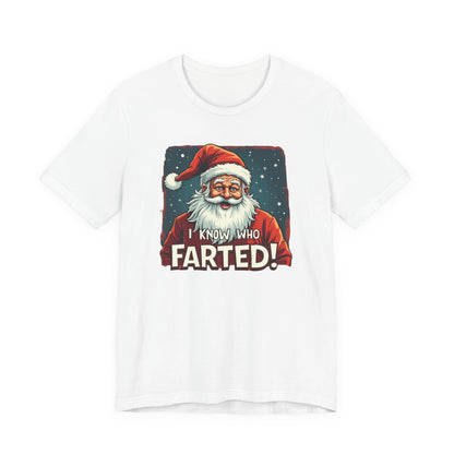 Funny Christmas T-Shirt – Vintage Santa "I Know Who Farted!" Holiday Tee