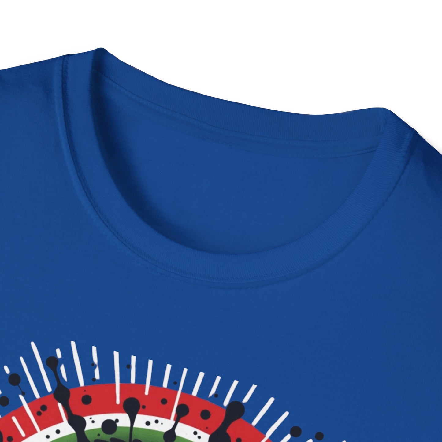 Look It's a Lion, Unisex Softstyle T-Shirt