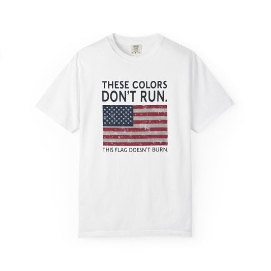 The American Flag doesn’t burn. Patriotic Tee: 'These Colors Don't Run' - Vintage American Flag Tee, Independence Day Gift, Casual Wear, Memorial Day [...]