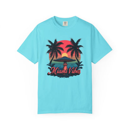 Miami Vibes, T-Shirt with Tropical Vibes Design, Summer Apparel, Beachwear, Gift for Vacation Lovers, Relaxed Style - Psychonaut Swag