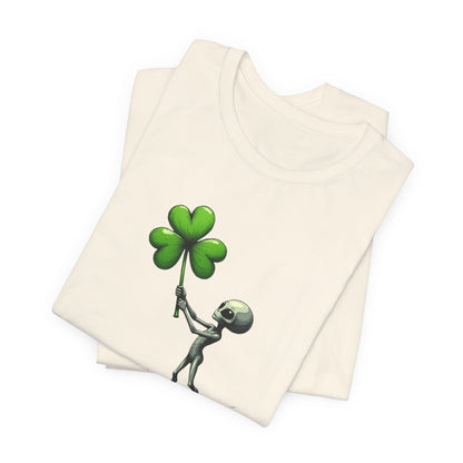 Alien Holding Clover T-Shirt — Cute St. Patrick’s Day Graphic Tee