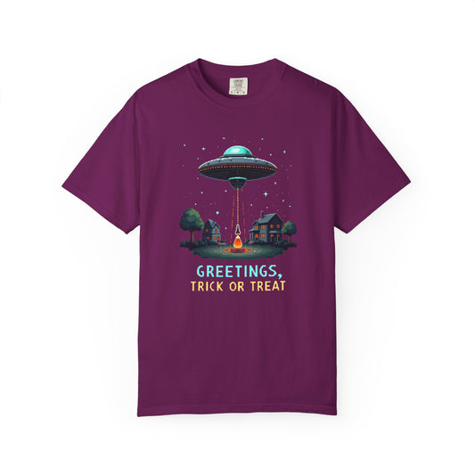 Halloween Alien Greetings T-Shirt, Unisex T-Shirt, Funny Halloween Tee, Trick or Treat Shirt, Spooky Season Apparel, Gift for [...]
